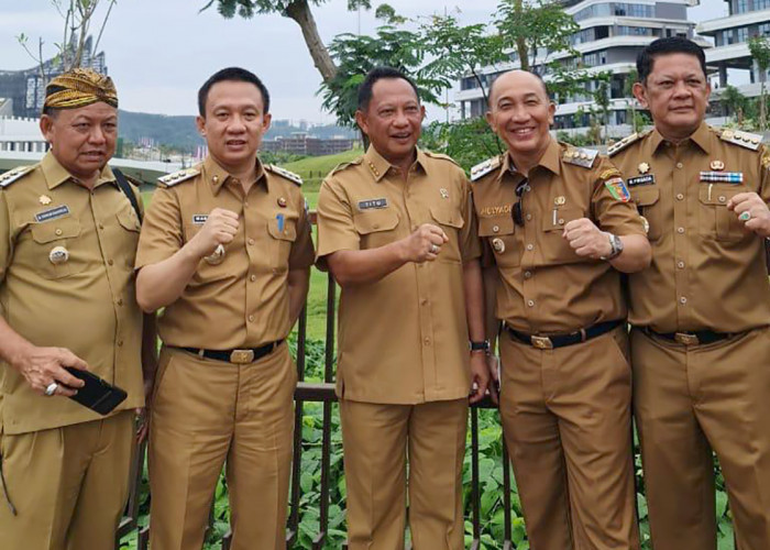 Pj Bupati Tanggamus Lampung Hadiri Rakor Dengan Presiden Joko Widodo di Ibu Kota Nusantara 