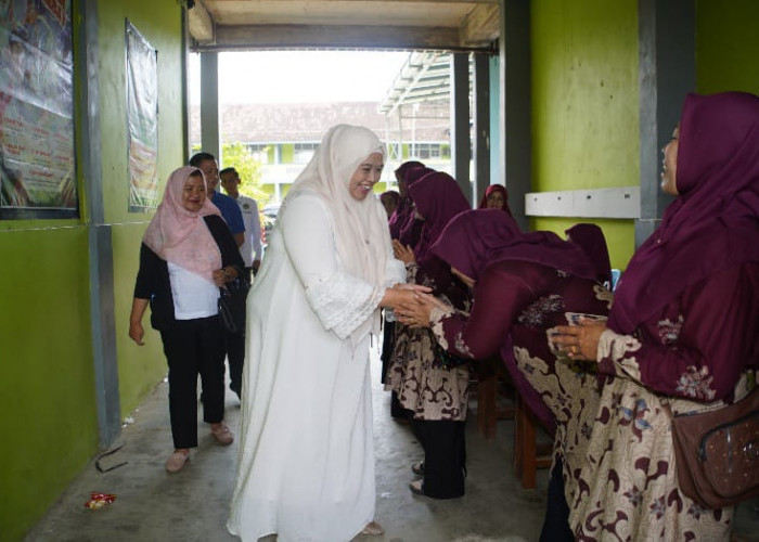 Wabup Umi Laila Tegaskan Pentingnya SDM Unggul Berbasis Nilai Religius