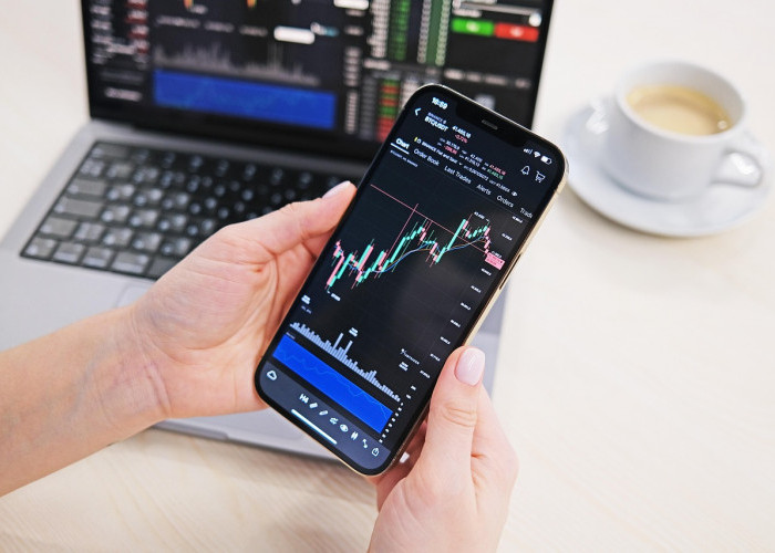 Pasar Crypto Global Menguat, Bitcoin Dekati Rekor Baru di Atas $73 Ribu