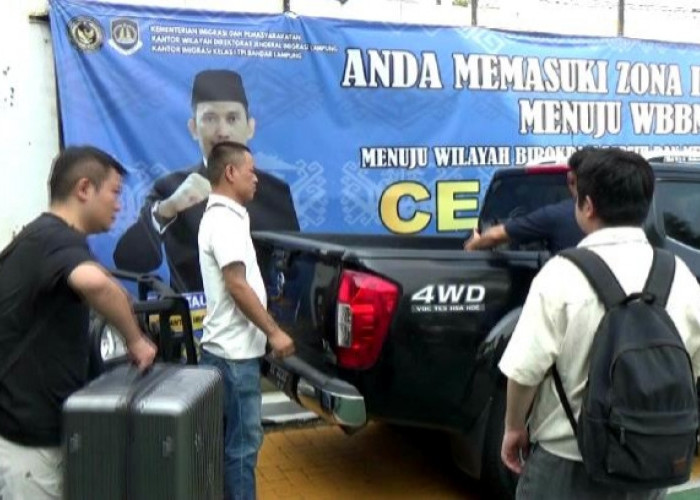 Visa Kunjungan Dipakai untuk Bekerja, Tiga WNA China Dideportasi dari Lampung