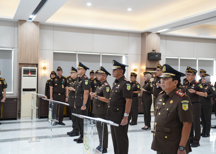 Lantik Tiga Kajari Baru, Kajati Lampung Tekankan Integritas dan Pelayanan Hukum