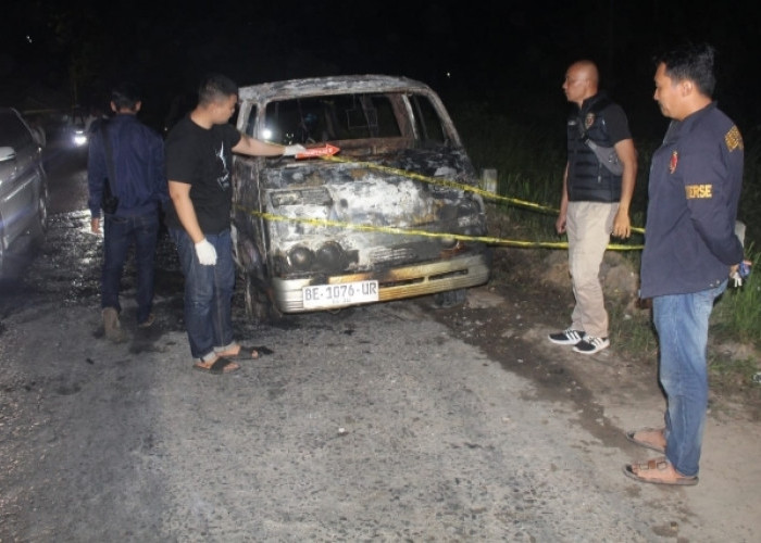 Minibus Terbakar di Tanjakan Sukoharjo, Sopir Alami Luka Bakar