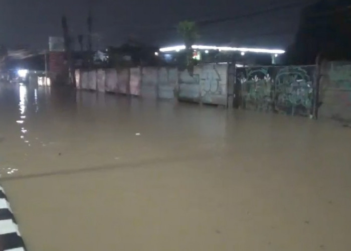 Banjir Kepung Bandar Lampung, Ini Jalur Alternatif yang Bisa Dilewati