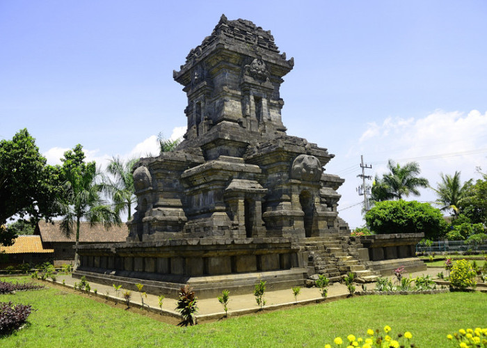 Berjarak 10 Km dari Malang, 10 Fakta Candi Singosari yang Punya Pesona Arsitektur Kuno dan Penuh Sejarah