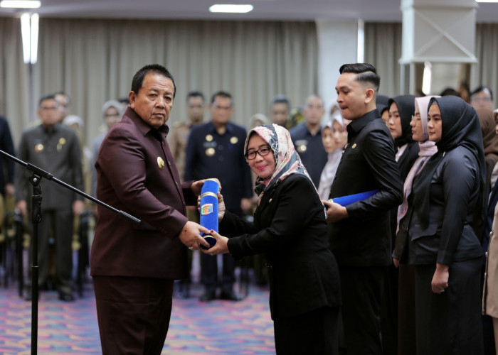 Lantik Tenaga Fungsional, Arinal Beri Pesan Ini