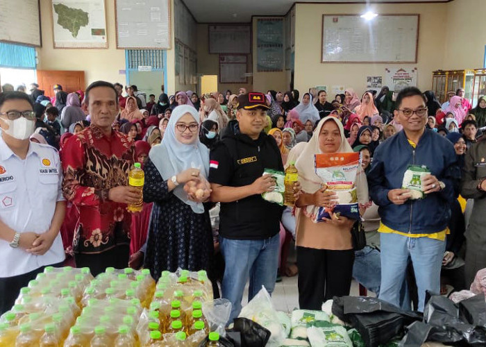 Operasi Pasar, Diskoperindag Lampung Barat Sebar 3.190 Kupon 