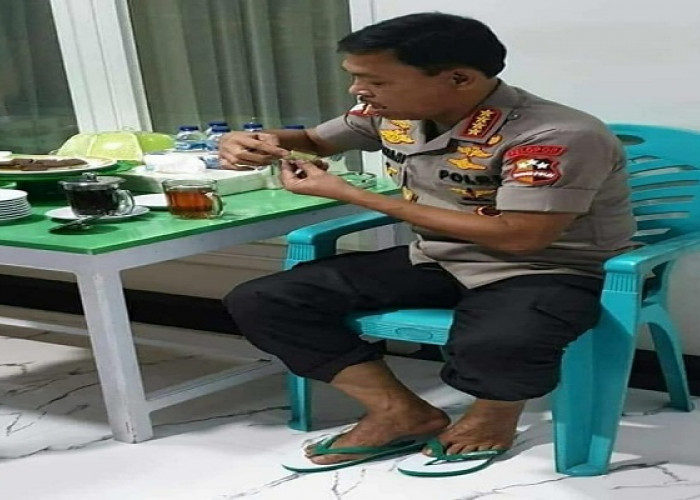Eks Kapolri Idham Aziz yang Dikaitkan Kasus Irjen Ferdy Sambo, Fotonya Viral Pakai Sendal Jepit 