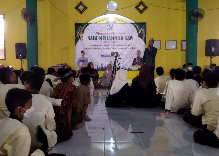 Rangkaian Kegiatan SMPN 14 Bandar Lampung : Mulai dari Bagi Rapor Hingga Pentas Kreasi
