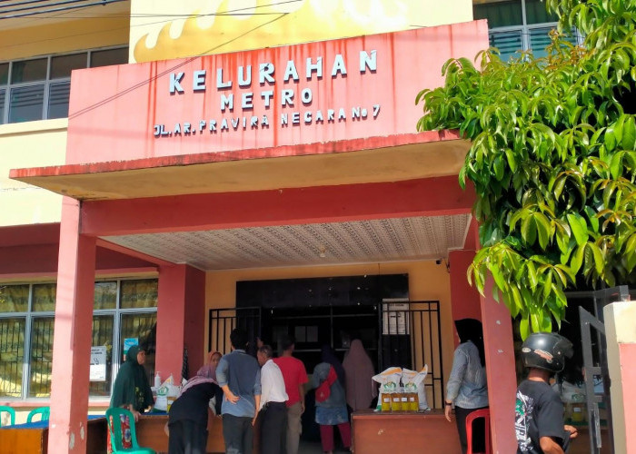 Bulog Kancab Metro Salurkan Bantuan Pangan untuk 18.056 PBP