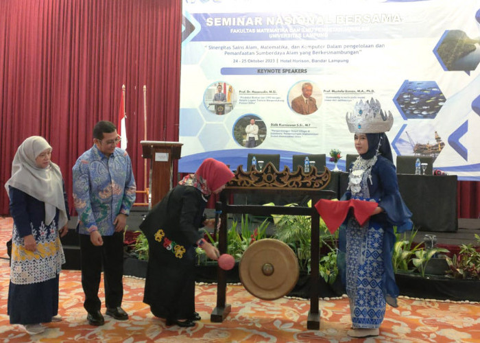 Seminar Nasional Bersama Fakultas MIPA Universitas Lampung, Sinergitas Sains Alam, Matematika dan Komputer 