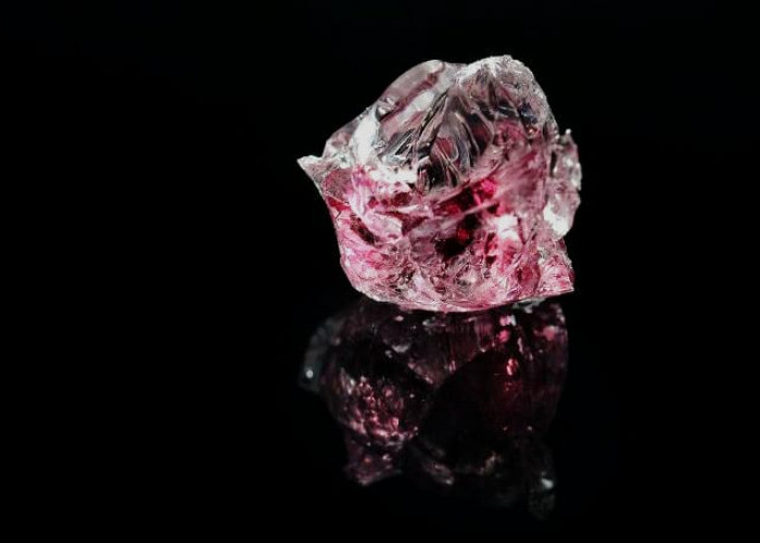 Mengenal Pink Star Diamond, Batu Akik Paling Berharga di Dunia, Harganya Bikin Melongo