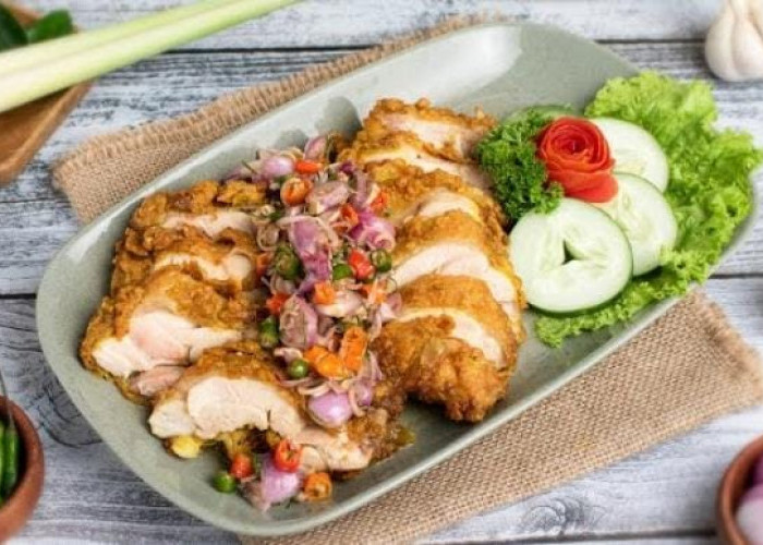 Resep Ayam Goreng Tepung Sambal Matah Bikin Ketagihan Ala Chef Rudy Choirudin
