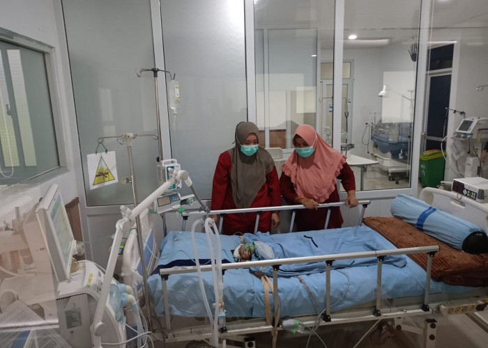 Alhamdulillah, Operasi Bayi Tanpa Batok Kepala Asal Way Kanan Berjalan Lancar