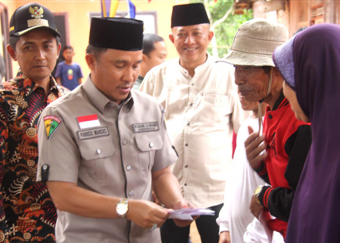 Hari Terakhir Jadi Bupati Lampung Barat, Parosil Mabsus Lakukan Ini 