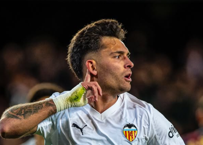 Prediksi Skor Rayo Vallecano vs Valencia: Konsistensi Tuan Rumah vs Kecepatan Los Che