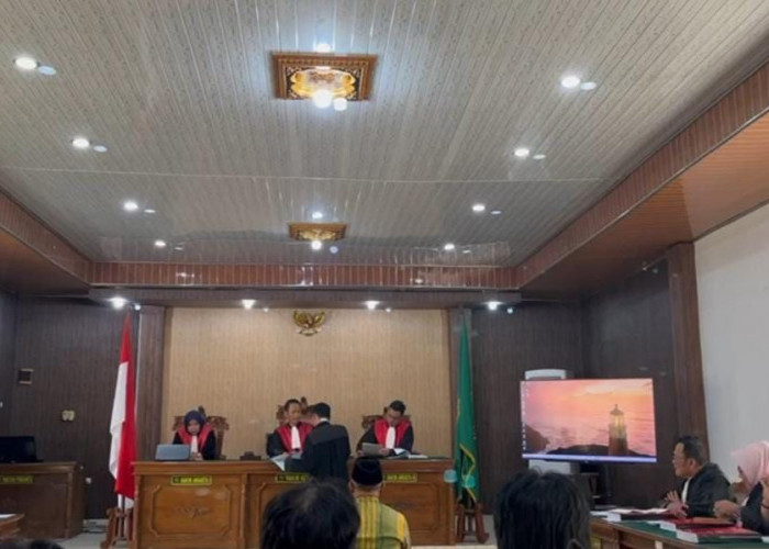 JPU Hadirkan Saksi Dalam Sidang Pertama Qomaru