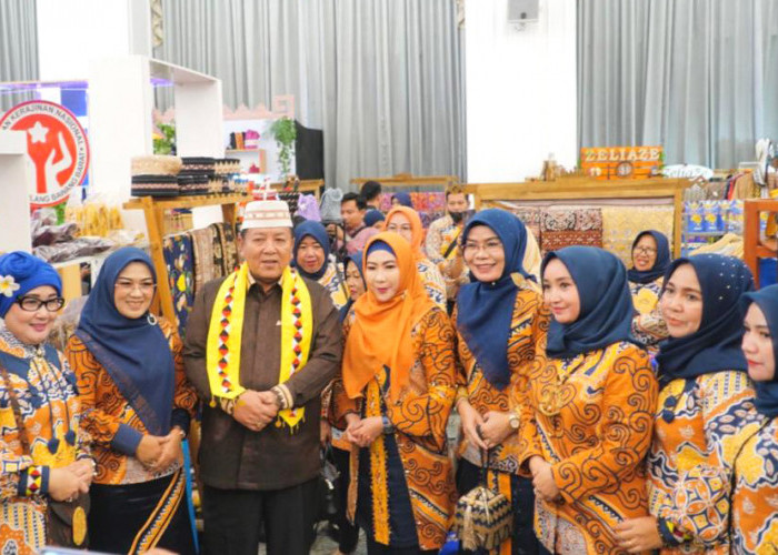 Lampung Craft 2023, Tanggamus Bawa Tenun Batik dan Produk Daur Ulang 