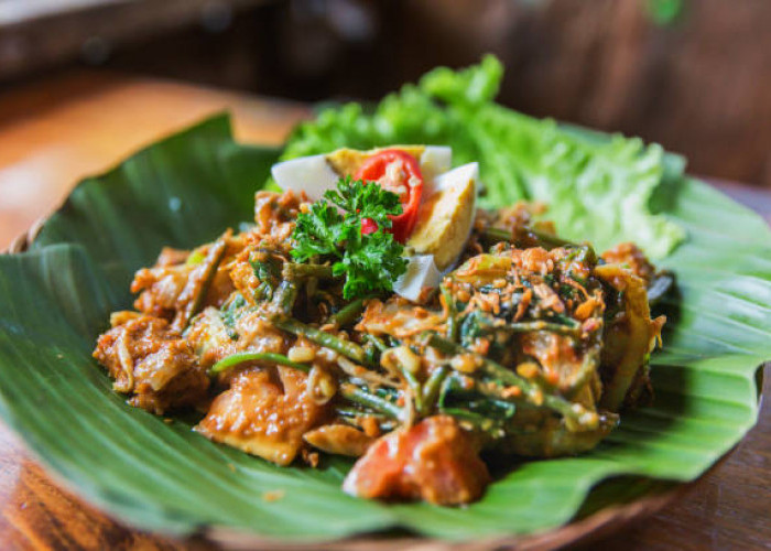 5 Rekomendasi Tempat Makan Legendaris Terkenal di Jakarta Ada Gado-gado Hingga Gultik