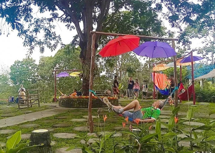 6 Rekomendasi Taman di Bandar Lampung yang Instagramable untuk Keluarga, No 2 ada Fasilitas Patung  Flamingo