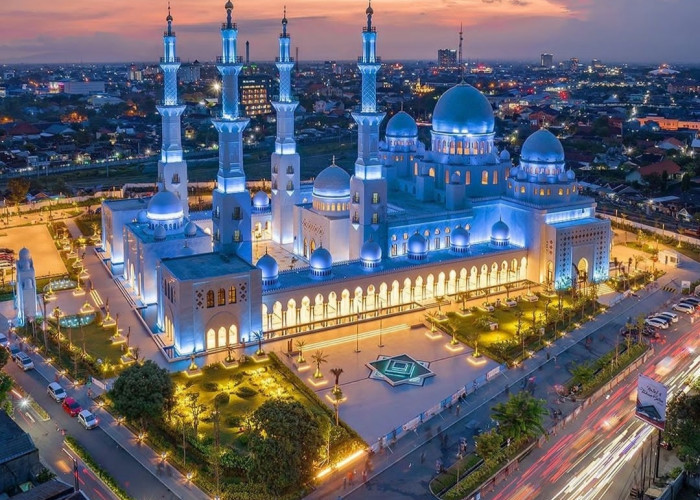 12 Deretan Masjid dengan Arsitektur Iconik, Surga Tersembunyi di Indonesia