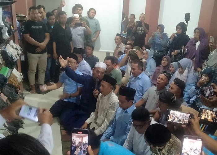 Bakul Kopi Jadi Bupati, Riyanto - Umi Klaim Kemenangan Dalam Pilkada Pringsewu 2024 