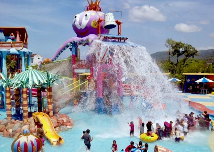 6 Waterboom Lampung Jadi Alternatif Liburan Bareng Keluarga, Ada Di Hotel Lampung sampai Perumahan Elite 