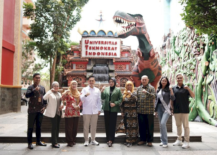 UTI Jadi Kampus Pertama yang Dikunjungi Yayasan Putri Indonesia Lampung
