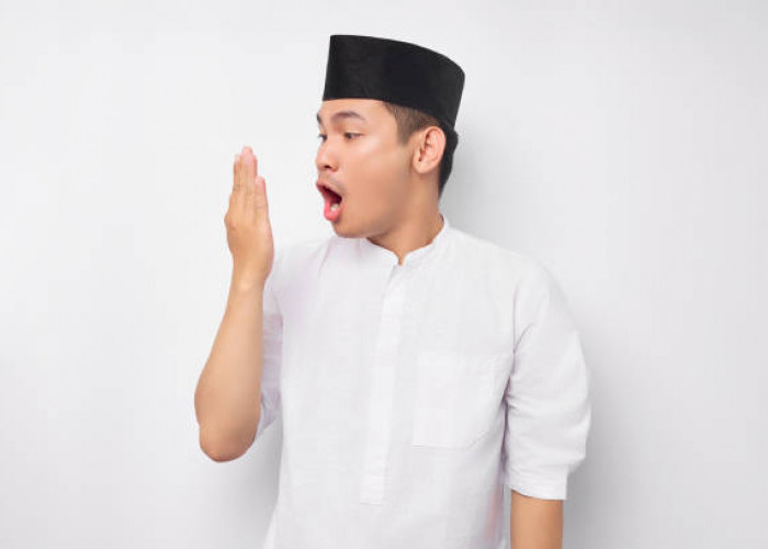 Bau Mulut Saat Puasa Ramadhan Bikin Nggak Pede? Simak Cara Mengatasinya