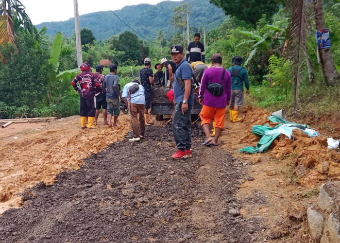Aparatur Pekon Suka Marga Minta Pemkab Lambat Kembalikan Status Jalan Suka Marga-Kali Bata