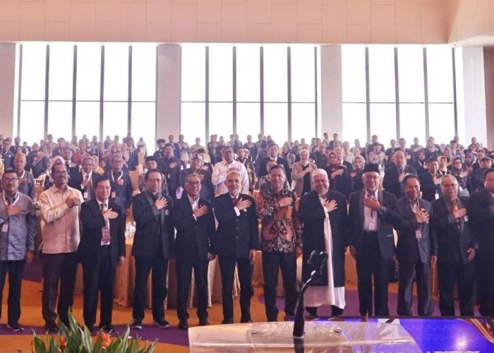 Rakernas I APTISI di Lampung: Menteri Diktisaintek Dorong Lulusan PTS Tembus Pasar Kerja Global