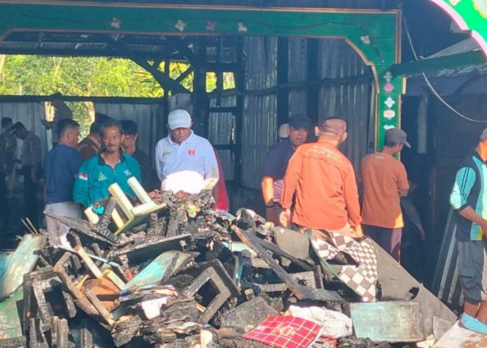Pondok Pesantren Sunan Bonang Lampung Barat Hangus Terbakar, Kerugian Ditaksir Capai Rp300 Juta