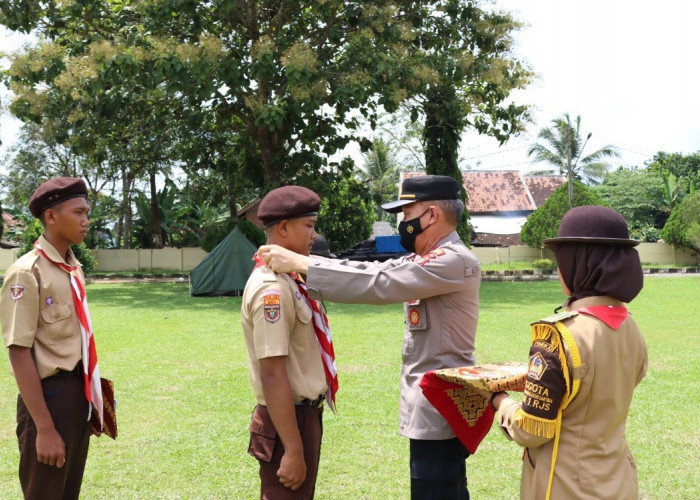 Bentuk Mental Tangguh, Ratusan Remaja Berkemah di Polres Tulang Bawang 