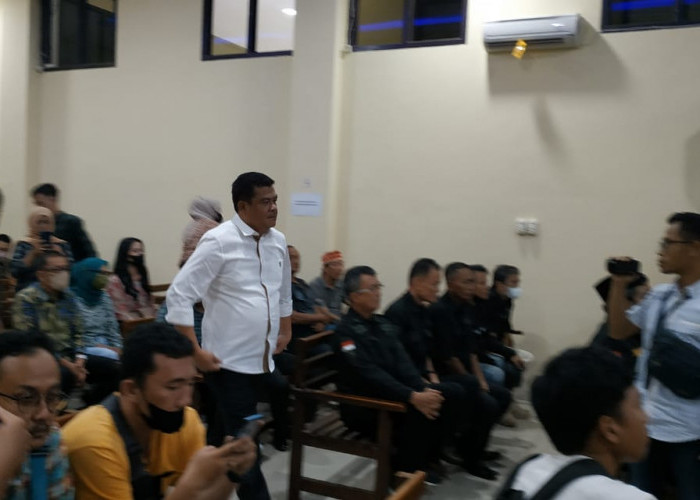 Mahasiswa Titipan Bupati Lamteng Musa Ahmad Ternyata Anak Kepala Kampung 