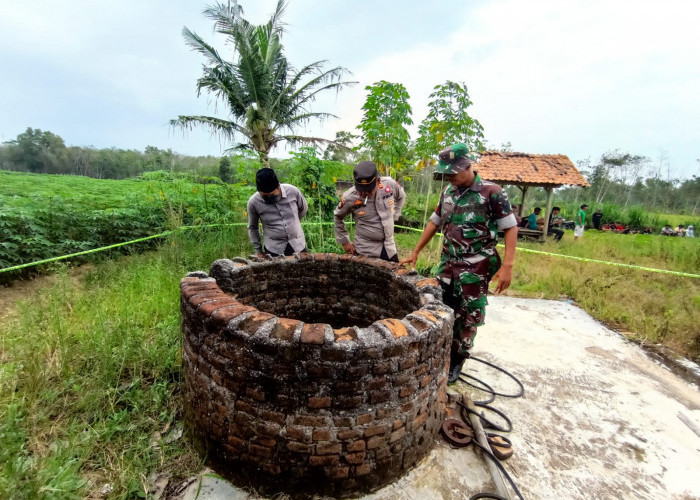 Mayat Lelaki Tanpa Identitas Ditemukan Dalam Sumur Desa Labuhan Ratu IX Lampung Timur