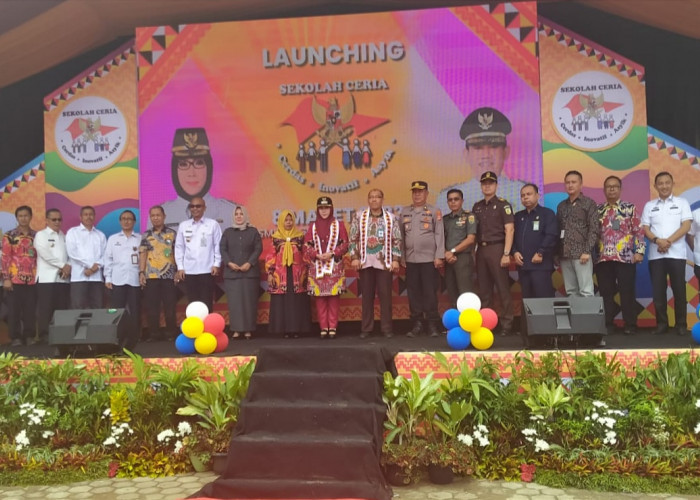Bupati Tanggamus Launching Sekolah Ceria dan Program Asik Anak Sekolah Ingin Kuliah 