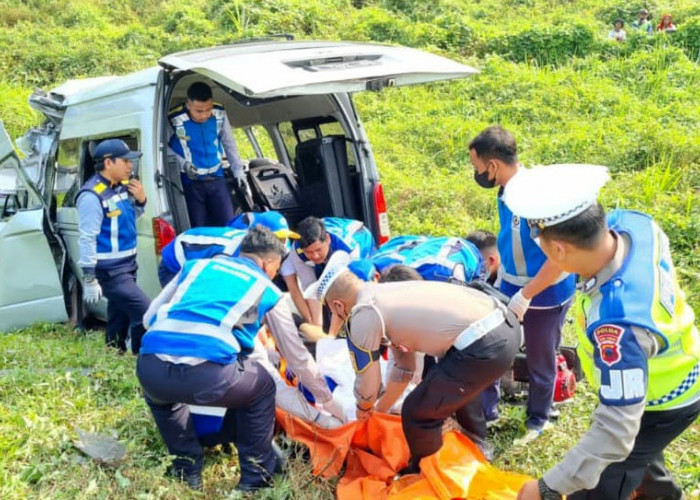 Ini Penyebab Lakalantas Maut di Tol Semarang-Batang yang Tewaskan Tujuh Orang 