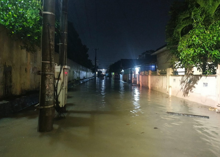 Banjir Kepung Kantor Dinas PU Bandar Lampung, Warga Sukarame Lagi-lagi Jadi Korbannya