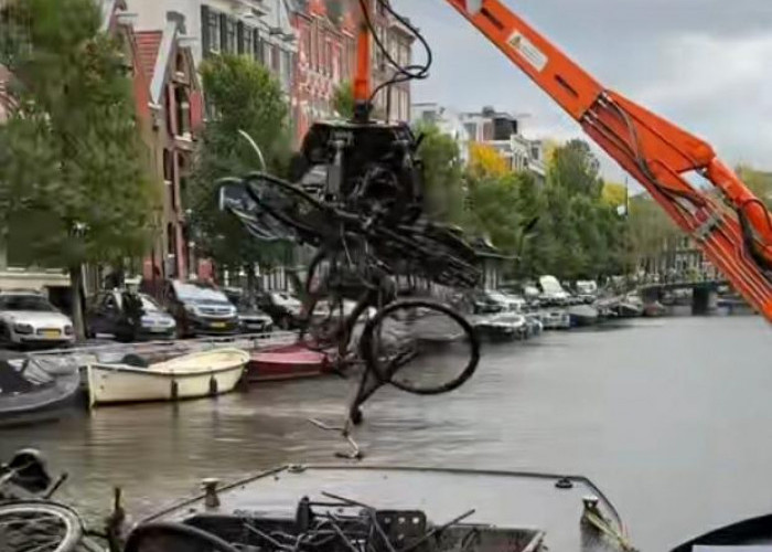 Bukan Sampah Plastik, Ternyata Benda Ini yang Penuhi Sungai di Amsterdam