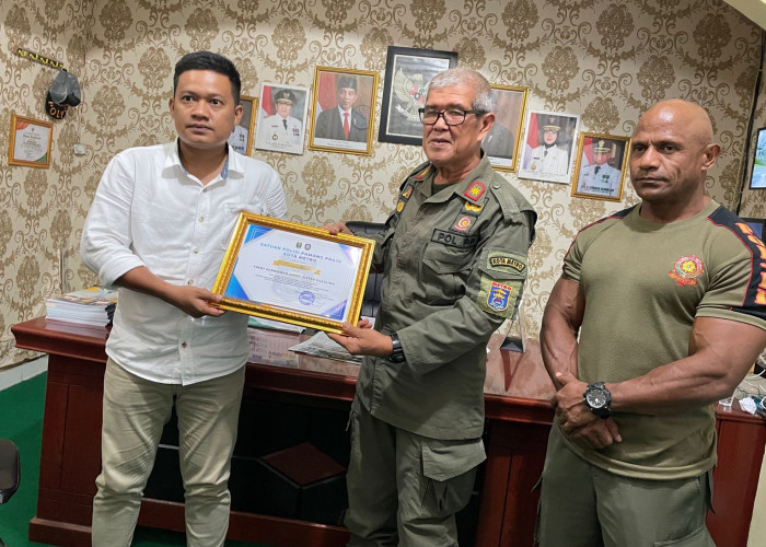 Insiden Bendera Merah Putih Terbalik di Rumah Dinas Wali Kota, Pemkot Metro Minta Maaf 