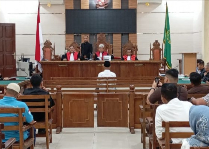 Terjerat Kasus Korupsi Dana Insentif Senilai Rp2,8 Miliar, Eks Plt Kabid Tibum Satpol PP Jalani Sidang Perdana