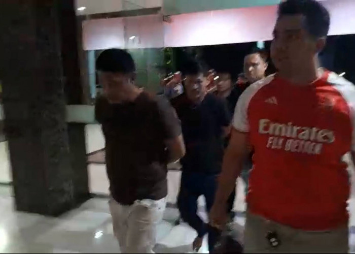 Dua Orang Sindikat Pencurian Mobil di Bandar Lampung Berhasil Diringkus, Salah Satunya Mantan Anggota Polisi