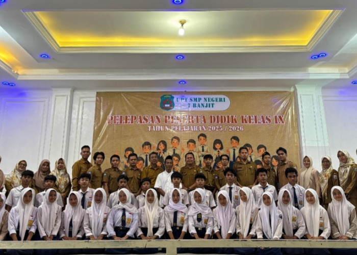 SMPN 7 Banjit Gelar Seremoni Pelepasan Siswa