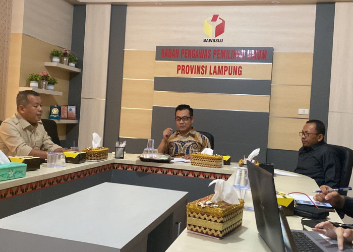 Terkait Hadiah Mobil Jalan Sehat, Ketua Golkar Kota Bandar Lampung Penuhi Panggilan Bawaslu 