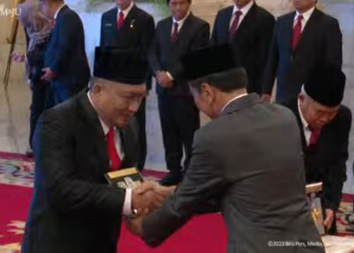 Sah! Presiden RI Jokowi Anugerahi KH Ahmad Hanafiah Sebagai Pahlawan Nasional