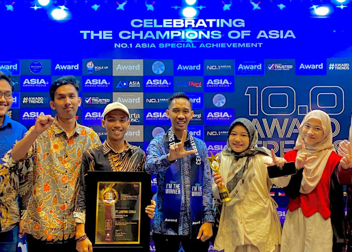 PT Lampung Cerdas Meraih Penghargaan Top Millennials Choice in Education Program Award 2024