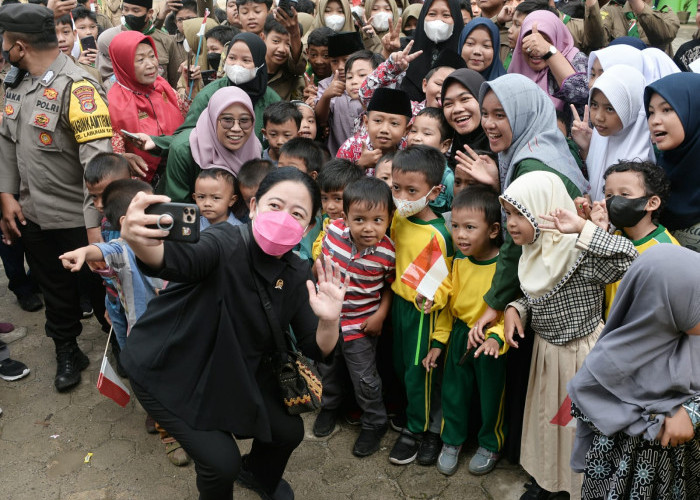 Di Bandar Lampung, Puan Maharani Dialog dengan Pelajar SMK dan Buka Festival UMKM 