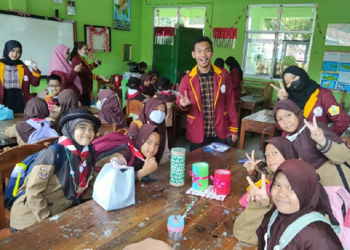 Mengenal Sosok Dimas Ardian, Relawan Lingkungan Asal UTI