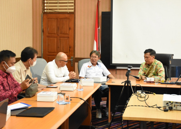 DPP Apindo Lampung Bersama Coca-Cola Europacific Partners Indonesia dan IIB Darmajaya Kunjungi LLDikti