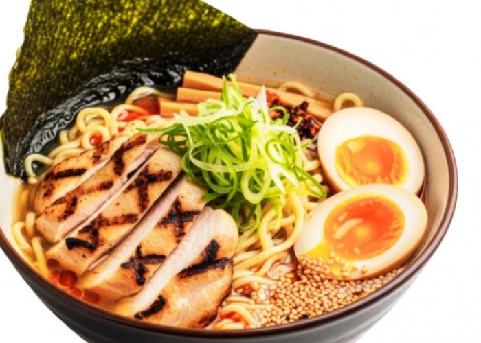 Resep Chicken Ramen Gurih ala Rumahan, Kuah Kental Dan Kaya Rempah