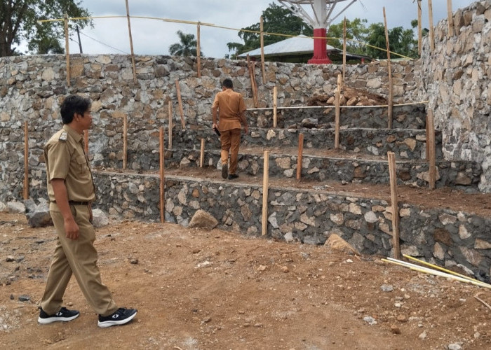 Pemkab Tanggamus Mulai Menata dan Membangun Taman Terbuka Hijau Kota Agung